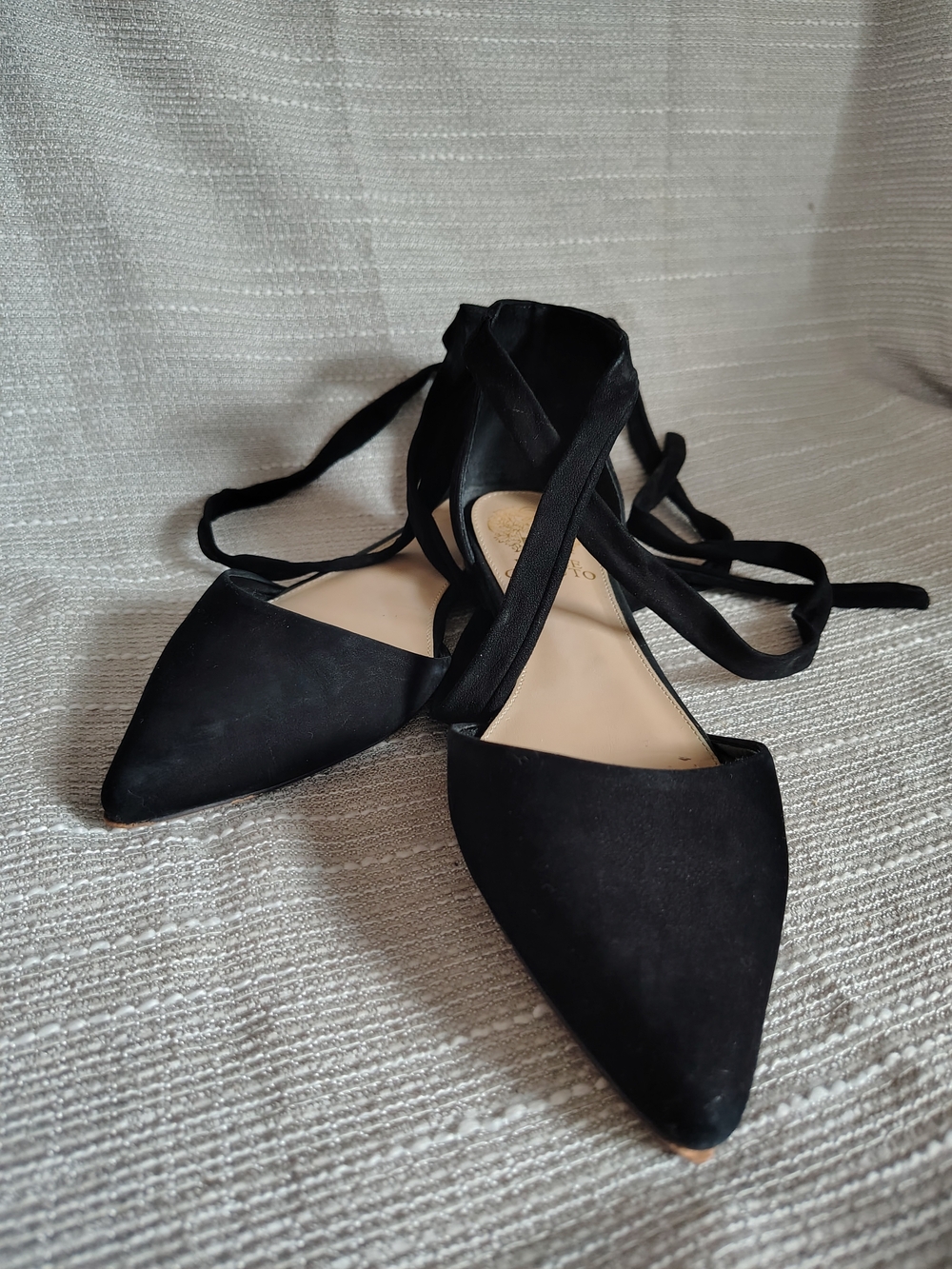 Vince Camuto Jevone Black Pointed Toe Lace-Up Ankle Tie Flats Women's 6.5M